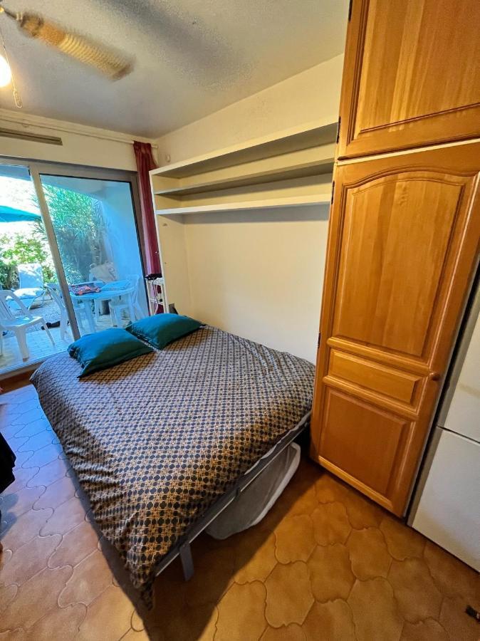 Studio Climatise Avec Jardin Et Plage A 250M Сен-Мандріє-сюр-Мер Екстер'єр фото
